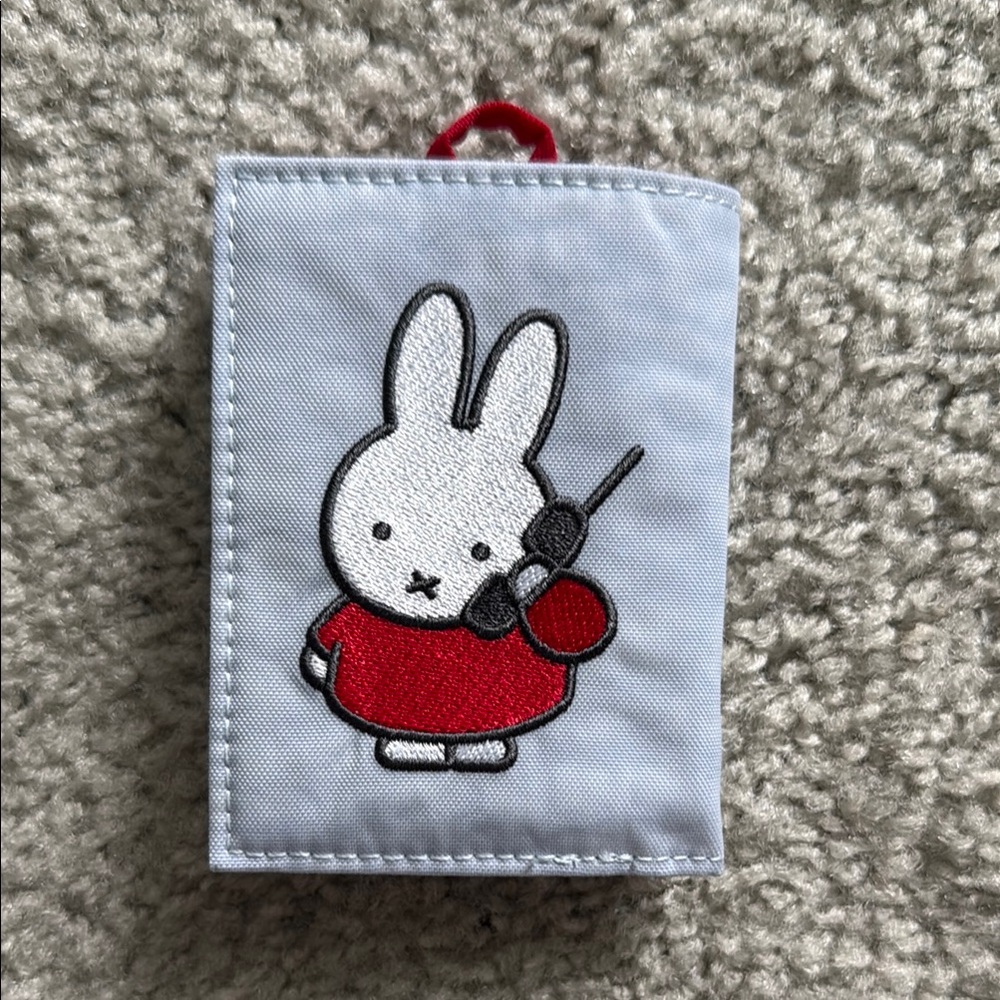 BAGGU Snap Wallet - Miffy